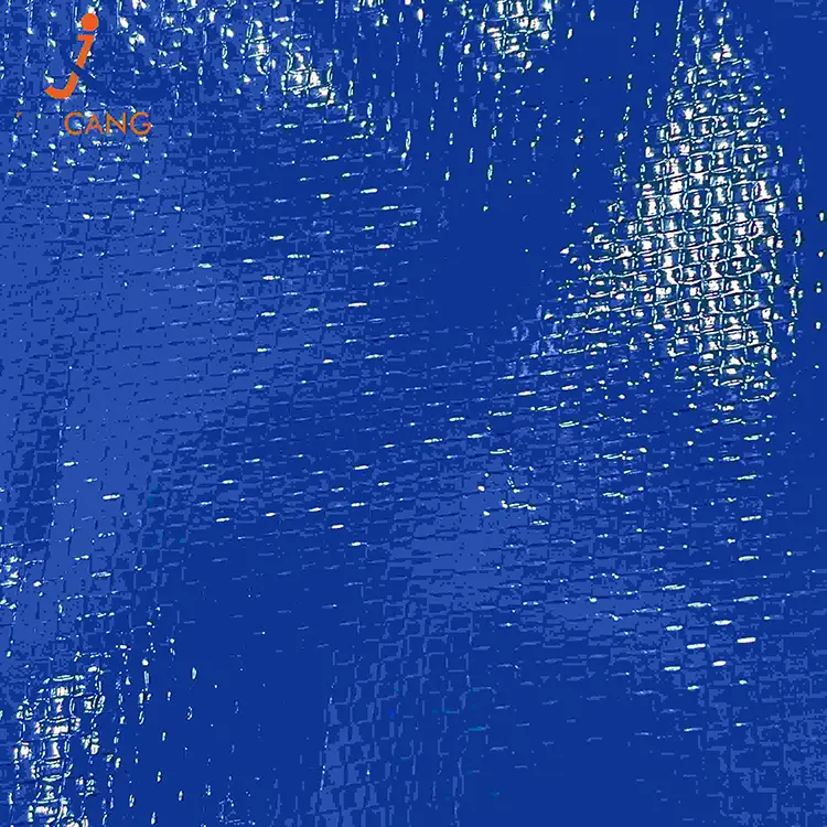 Тежко натоварване на изтъкани чанти за съхранение